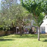 Oreneta Hotel 2*