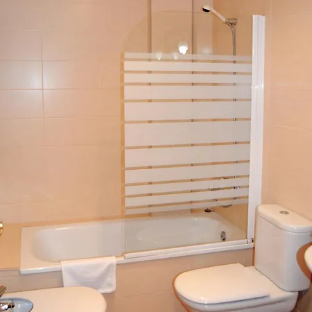 Szálloda Oreneta 2*